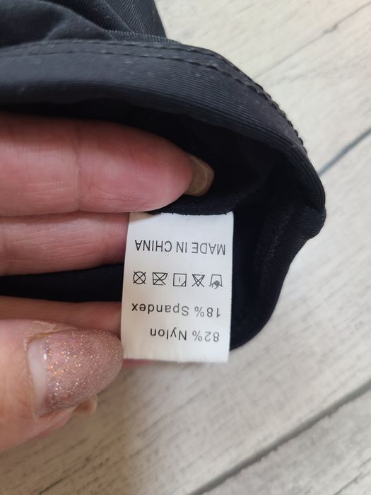 Продам купальник новый