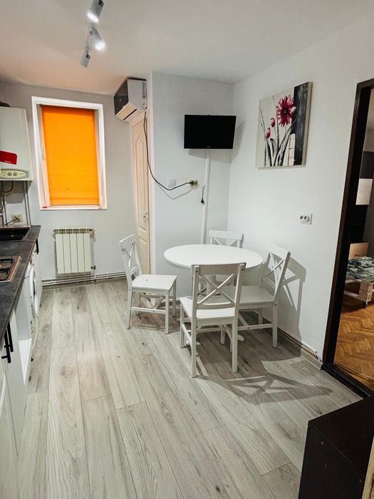 Inchiriez Apartament cu 2 camere