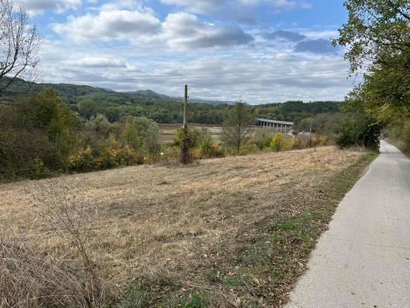 Продава се Парцел в Кубрат - 2500 кв.м за 6 €/кв.м - Снимка #2