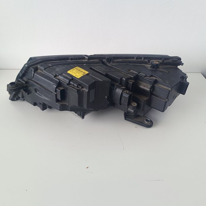 Десен фар Skoda Octavia III Фейслифт 2017-2020 5E1941016D