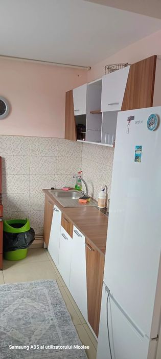 Inchiriez apartament cu o camera