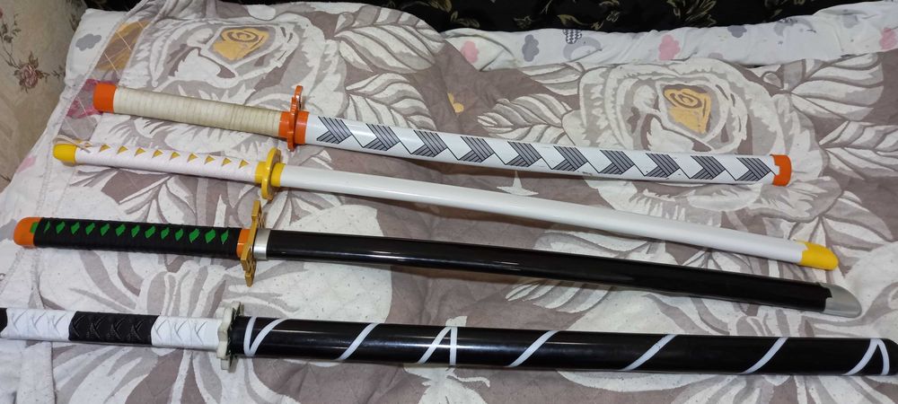 Катана из аниме клинок