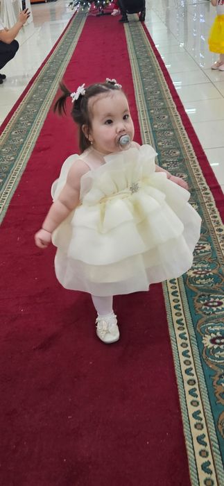 Продам пышное нарядное платье