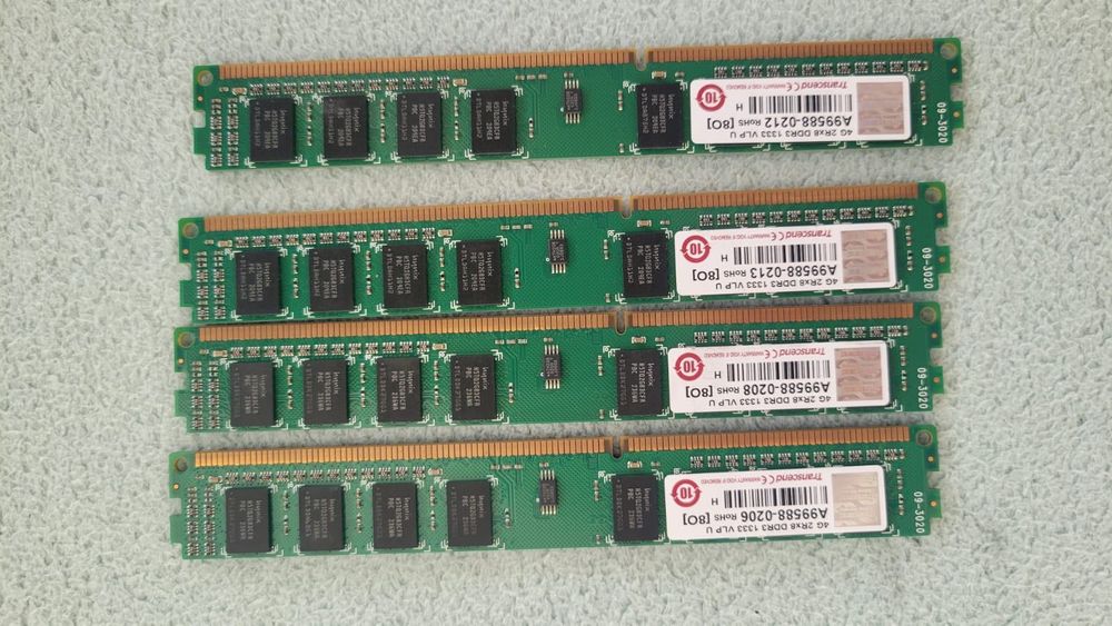 HDD-uri Seagate 2Tb și Western Digital 1Tb, SSD Kingston și memorie RAM