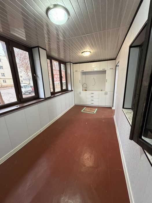 Продаётся квартира 4/1/4 с ремонтом в Мирзо Улугбекском (Набережный)