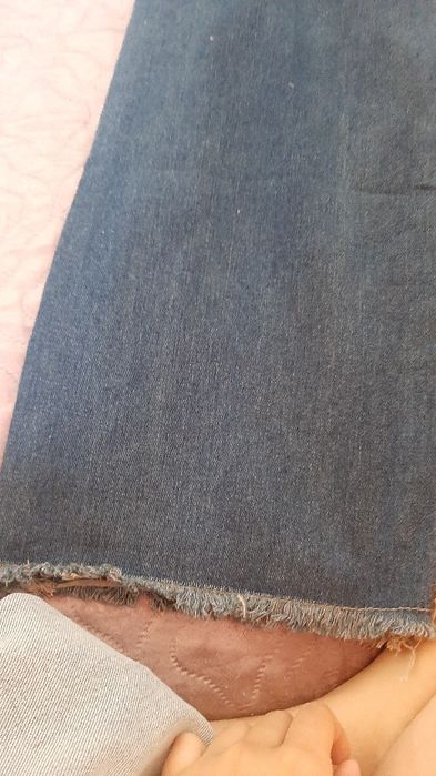 Продам новые джинсы