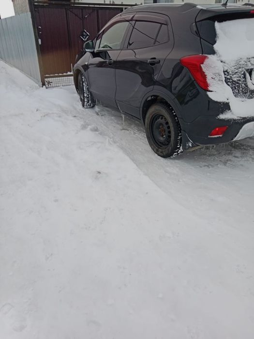 Продам машину Опель мокко