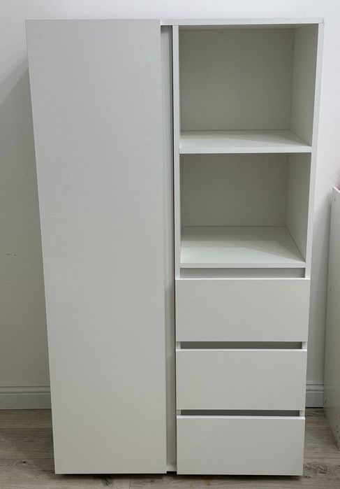 Продам распашной шкаф