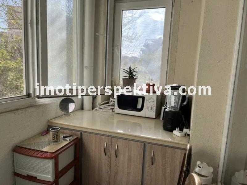 Продава се Тристаен апартамент в Пловдив, Христо Смирненски - 64 кв.м за 1922 €/кв.м - Снимка #14