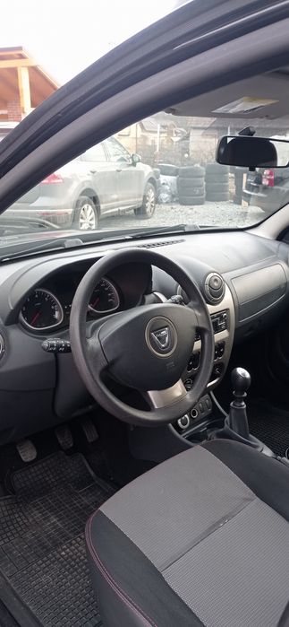 Dacia duster an2014motor 16 benzina 4x4