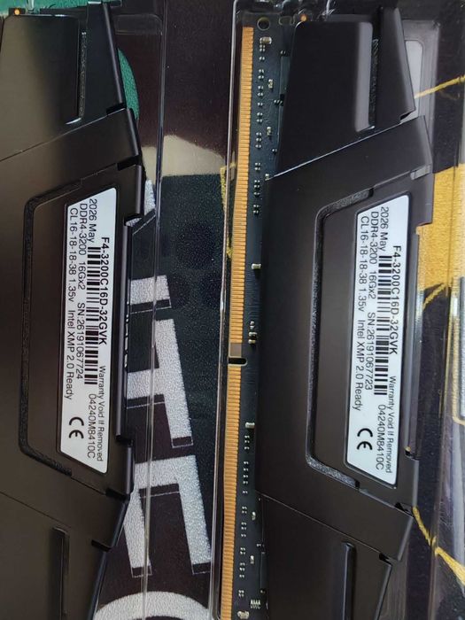 НОВА ! Рам Памет G.SKILL Ripjaws V Black 32GB (2x16GB) 3200Mhz DDR4