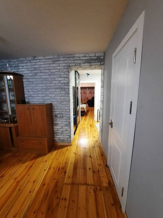 Срочно Продаётся Бобура 2/4/5 с мебелью техникой ремонт средний !