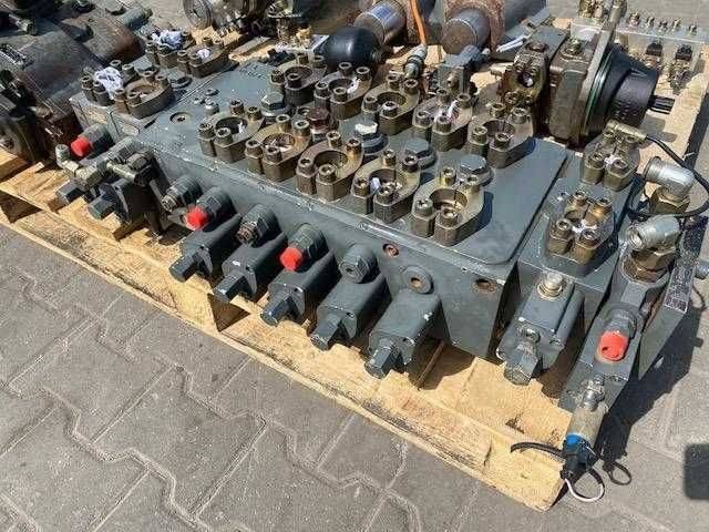 Distribuitor hidraulic Liebherr A904 - piese de schimb Liebherr