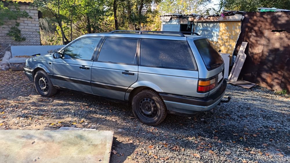 Продам фольцваген пассат Б3 универсал +