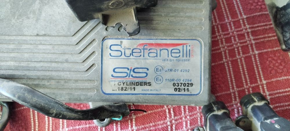 Стефанели газов инжекцион 6 цилиндъра