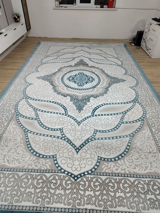 Продам Ковёр для гостинной