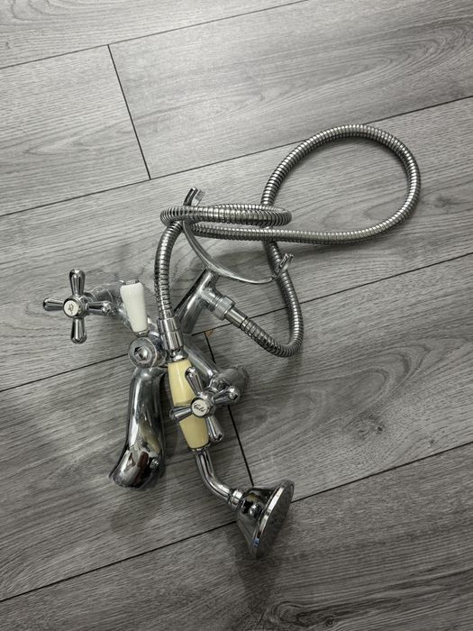 Para cu baterie pentru cada