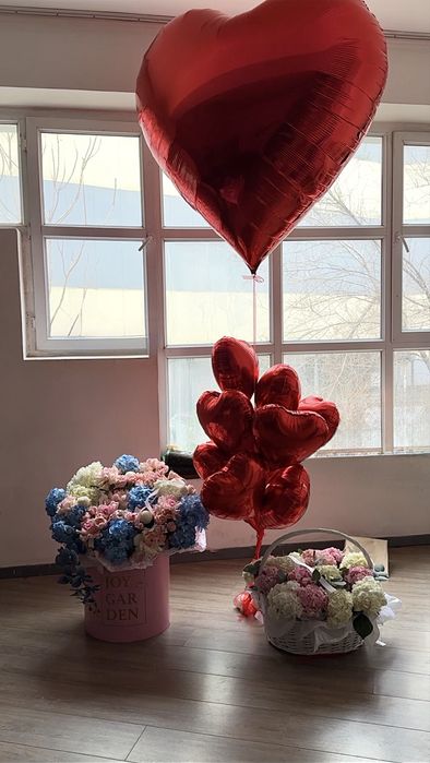 Жаңа гүл мен шар сатылады