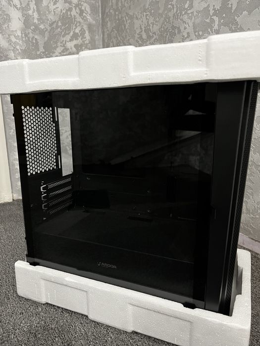 Продам корпус для компьютера