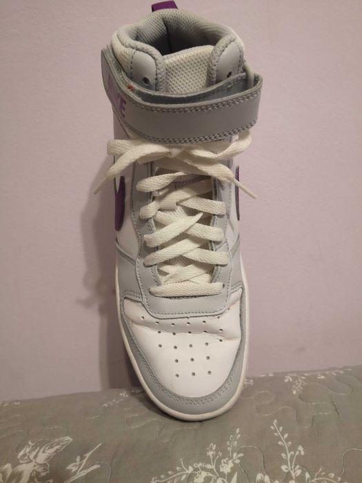 Маратонки, Кецове Nike