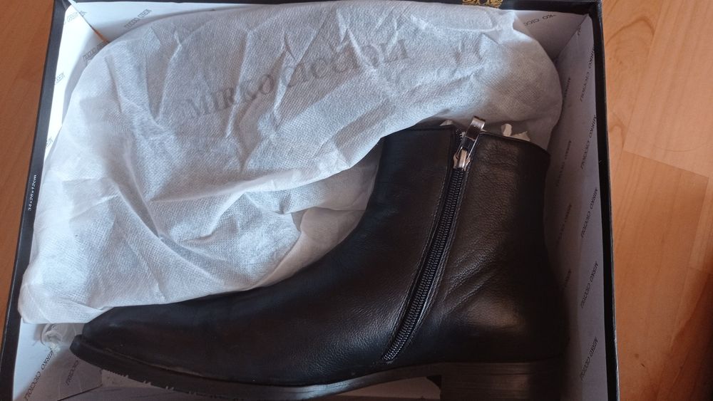 Продам мужские сапоги