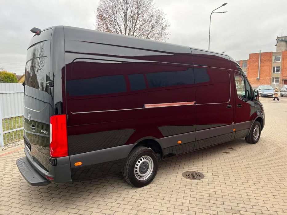 Мерседес бенз. Спринтер