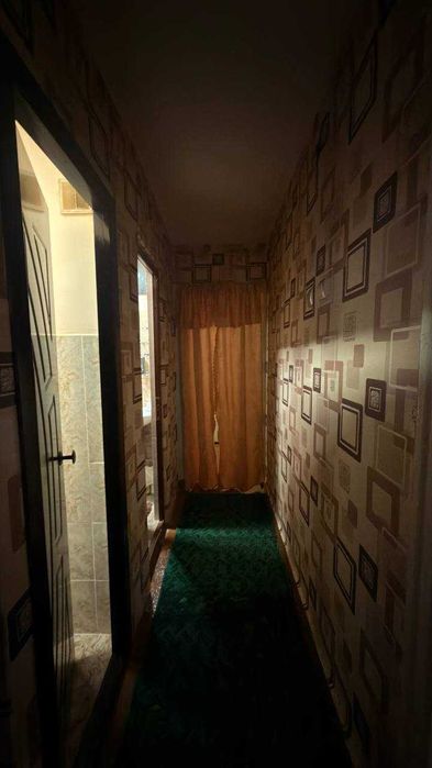 3 xonali kvartira sotiladi