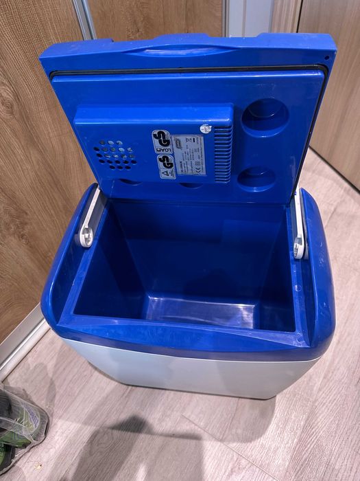 Хладилнa чанта Quigg KB 2004.06, 12V & 230V , 26л,  студено