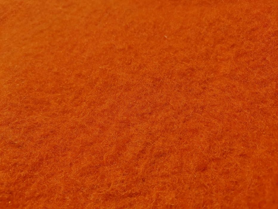 Килими и Завивки-ръчнотъкани