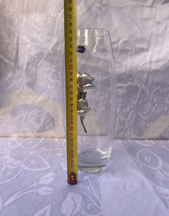 Vând vază din cristal