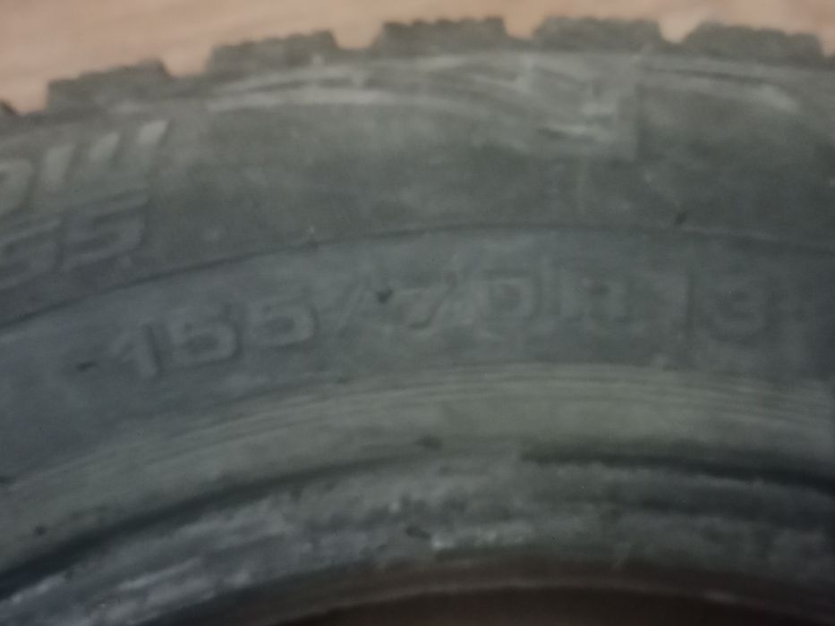 Продам пару зимних шин