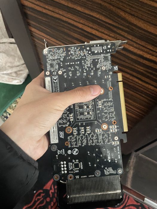 Видеокарта gtx1660ti