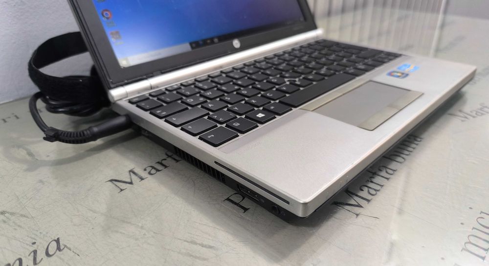 Laptop Core i5 - Hp EliteBook 2170p - functional, instalat