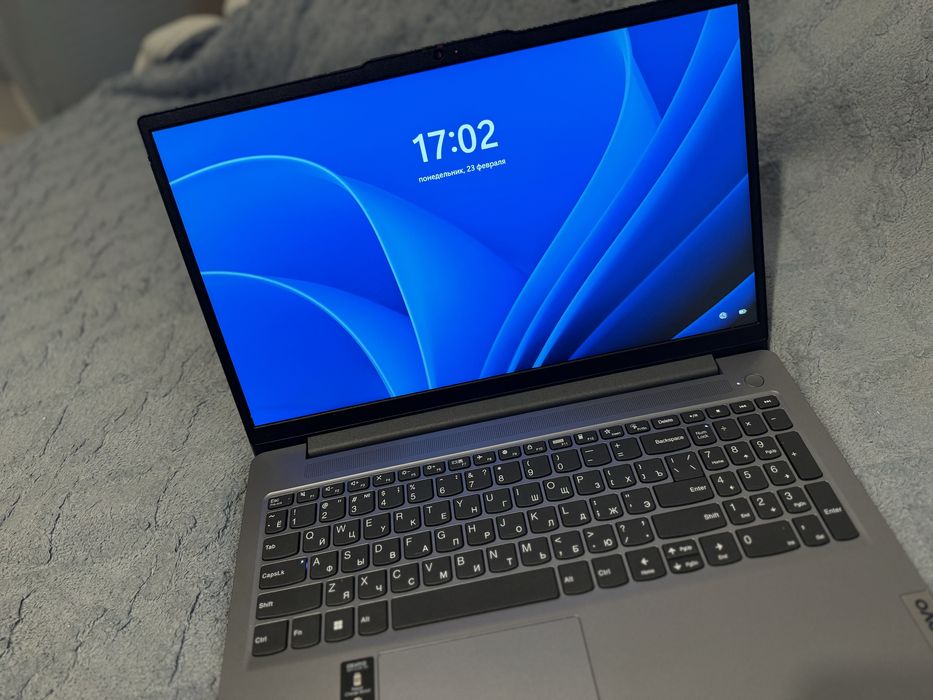 Ноутбук Lenovo Ideapad Slim 3