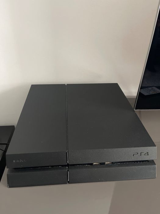 PlayStation 4