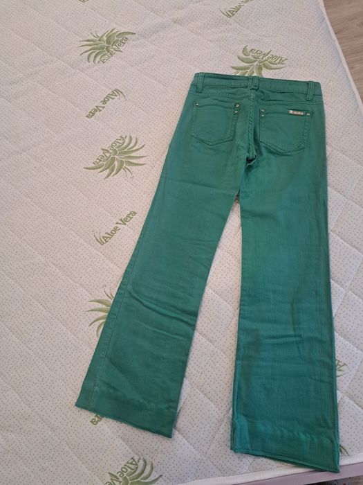 Запазени дамски панталони