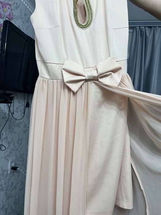 Платье со шлейфом