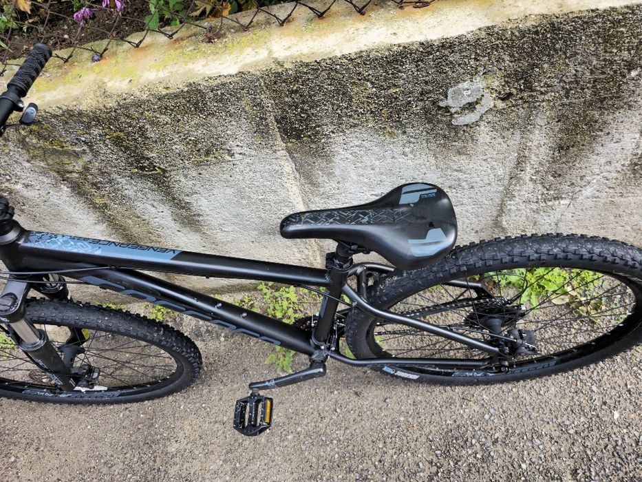 Carrera Vengeance 27.5 цола S размер рамка 2х8 скорости Дискови спирач