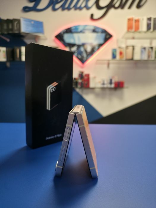 Samsung Z Flip 6 / Peach / 512 GB / DeluxGSM