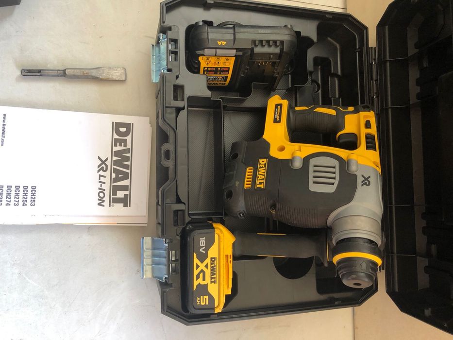 Rotopercutor Dewalt DCH 273