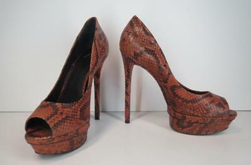 Елетантни стилето Brian Atwood 36.5
