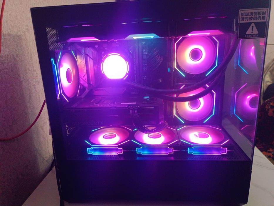 Мощный игровой компьютер Amd 7800x3d. 5070 12gb