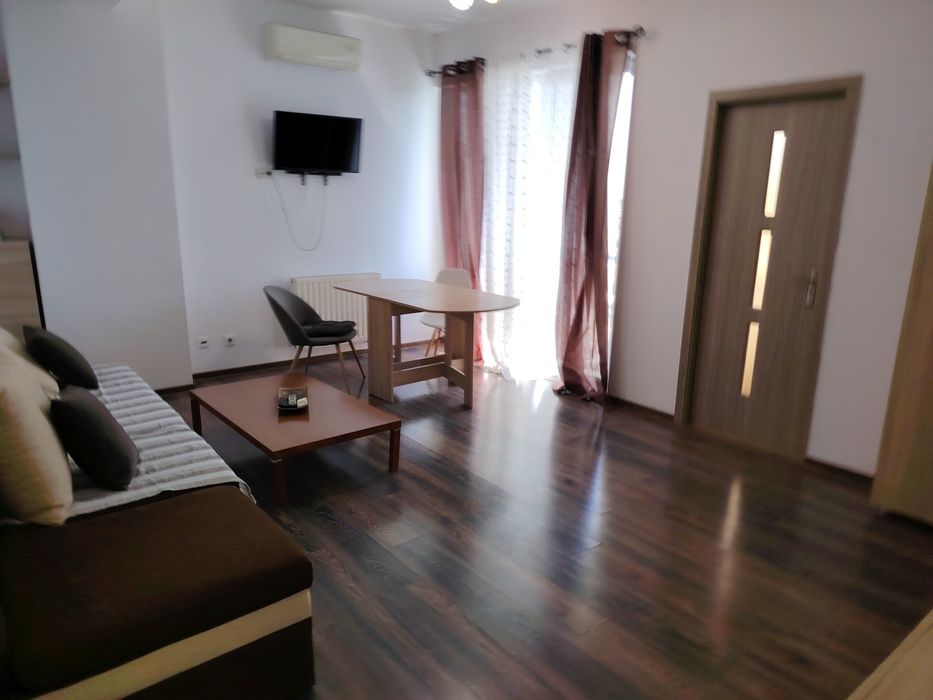 Închiriez apartament 3 camere ARED UTA