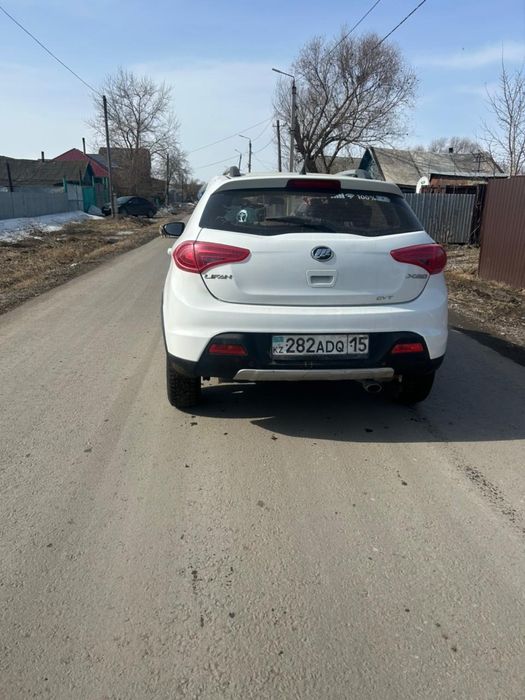 Продам  машину Lifan x 50
