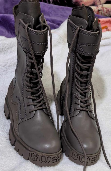 Guess оригинални дамски ботуши естествена кожа  38 номер