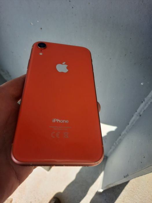 Iphone XR , schimb sau vând
