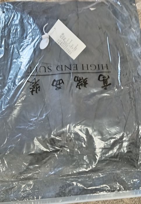 Продам новый пиджак для подростка