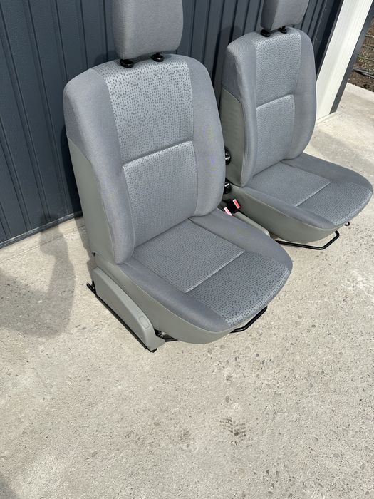 Scaune logan Impecabile