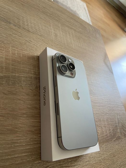 Iphone 16 Pro Silver 256GB
