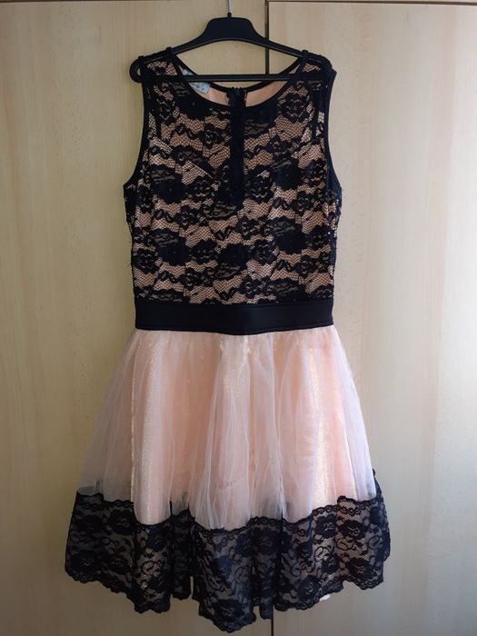 Rochie elegantă mărimea M